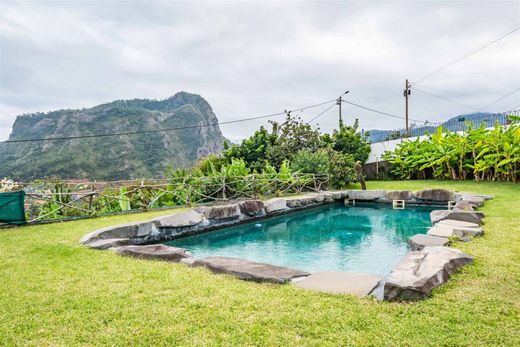 Country House in Santana, Madeira