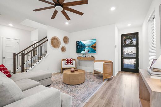 Detached House in San Antonio, Bexar County