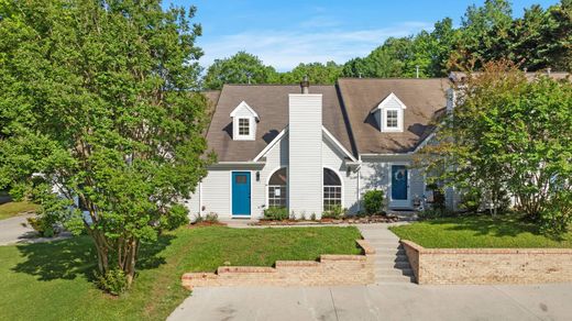 Luxury home in Oak Ridge, Anderson County