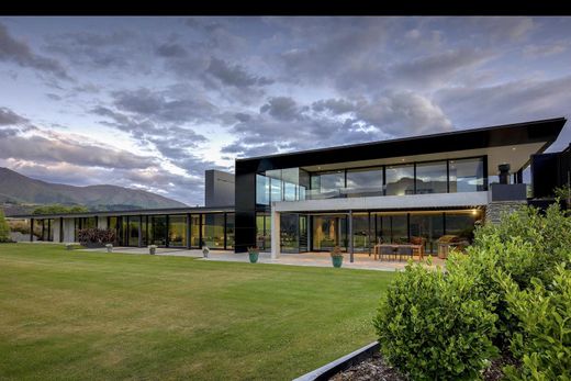 Luxury home in Queenstown, Queenstown-Lakes District