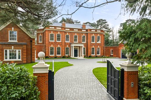 Einfamilienhaus in Surrey Quays, Greater London