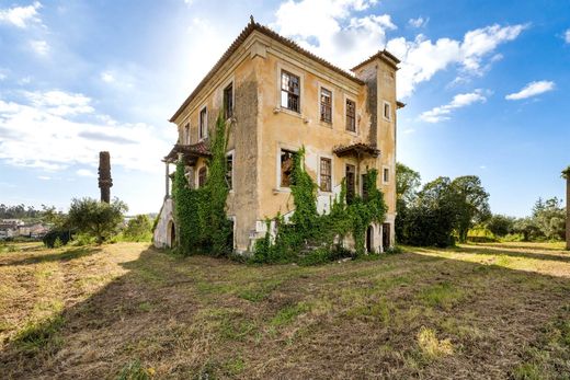 Land in Mealhada, Aveiro