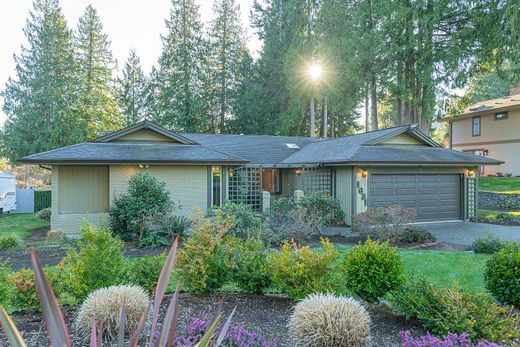 Einfamilienhaus in North Saanich, Capital Regional District