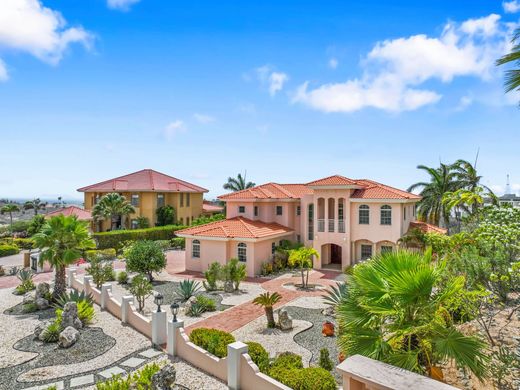 Vrijstaand huis in Noord