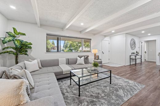 Detached House in Saint Helena, Napa County