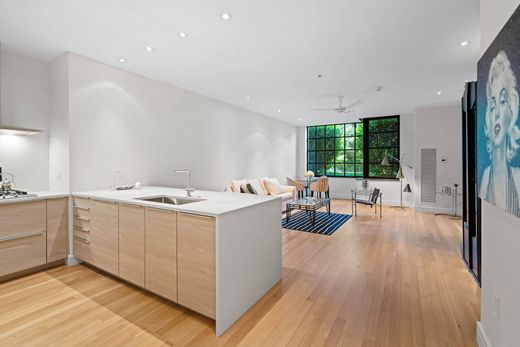 Apartment / Etagenwohnung in Washington, Washington County