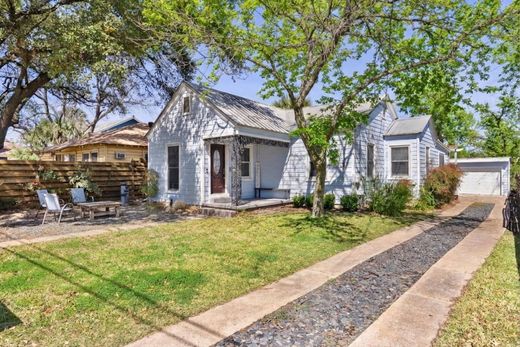 Detached House in Austin, Travis County