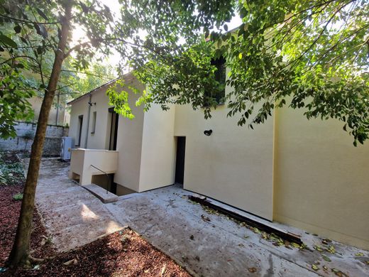 Casa Unifamiliare a Nantes, Loira Atlantica