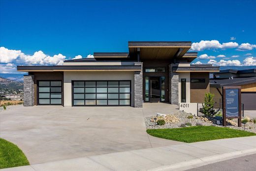 Einfamilienhaus in West Kelowna, Regional District of Central Okanagan