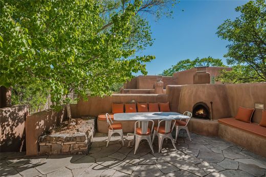 Apartment / Etagenwohnung in Santa Fe, Santa Fe County