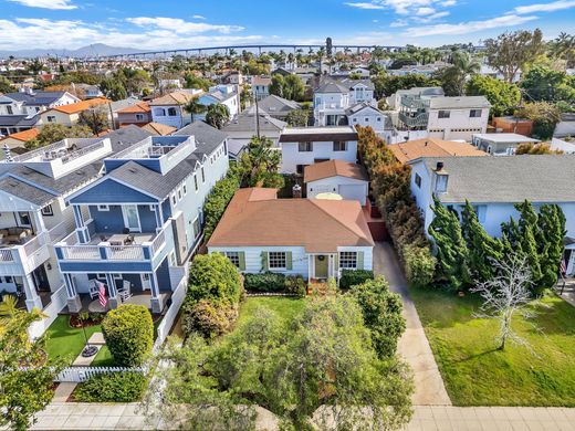 Duplex in Coronado, San Diego County