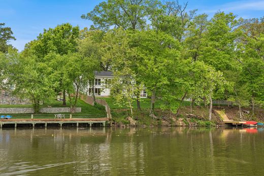 Luxury home in Alexandria, City of Alexandria