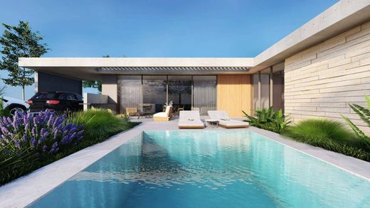 Paphos, Paphos Districtの一戸建て住宅