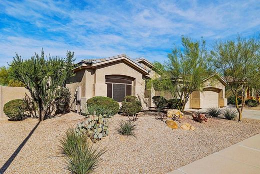Luxury home in Goodyear, Maricopa County