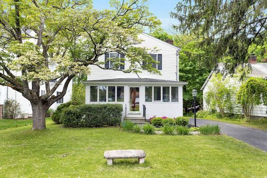 Detached House in Armonk, Westchester County