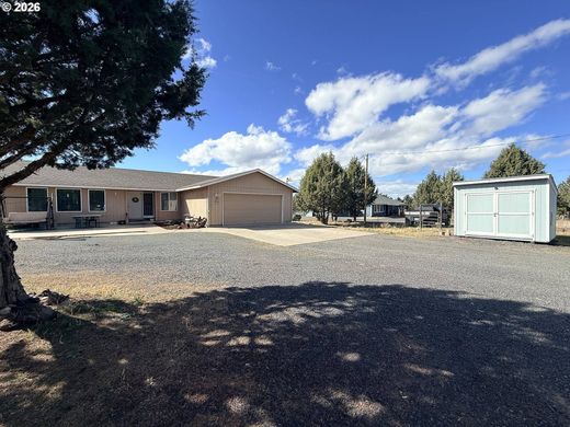 Luxury home in Prineville, Crook County