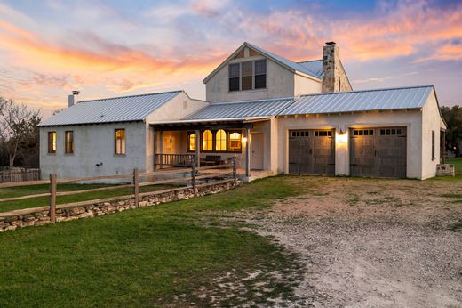 Casa Unifamiliare a Fredericksburg, Gillespie County