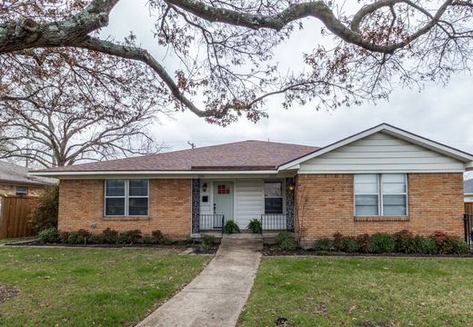 Duplex in Dallas, Dallas County