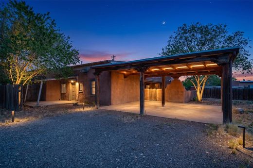 Detached House in Santa Fe, Santa Fe County