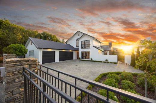 Luxury home in Palmerston North, Palmerston North City