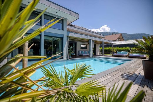 Vrijstaand huis in Annecy-le-Vieux, Haute-Savoie