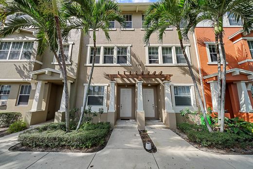 Townhouse in West Palm Beach, Palm Beach