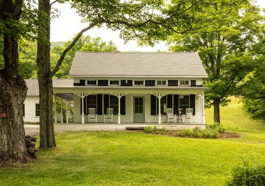 Luxury home in Acra, Greene County