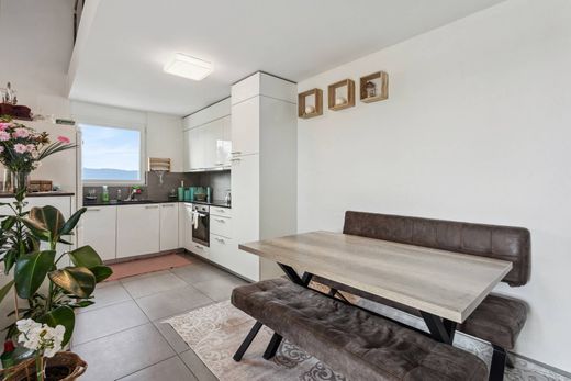 Appartamento a Sullens, Gros-de-Vaud District