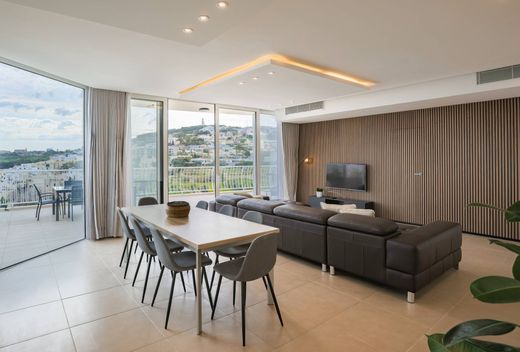 Apartament w Baħar iċ-Ċagħaq, In-Naxxar