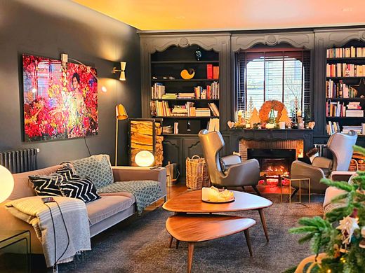 Casa en Brive-la-Gaillarde, Correza