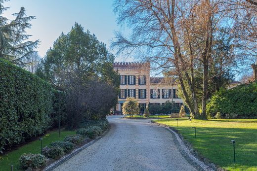 Villa Barlassina, Monza e della Brianza ilçesinde