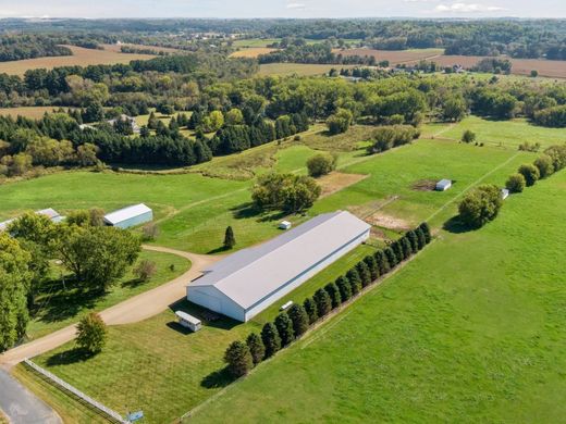 Grundstück in River Falls, Pierce County