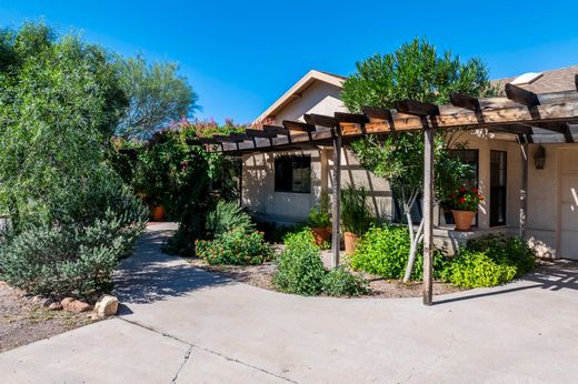 Vrijstaand huis in Nogales, Santa Cruz County