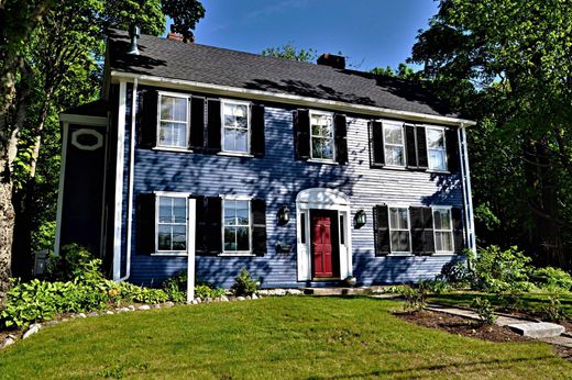 Detached House in Camden, Knox County