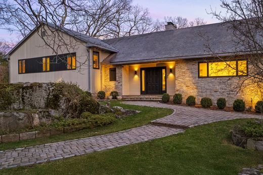 Detached House in Harrison, Westchester County