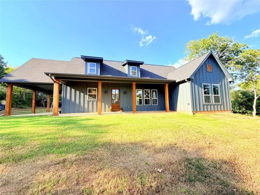 Vrijstaand huis in Chappell Hill, Washington County