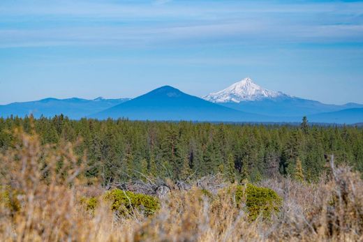 地皮  Bend, Deschutes County