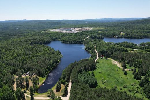 Terrain à Saint-Michel-des-Saints, Lanaudière