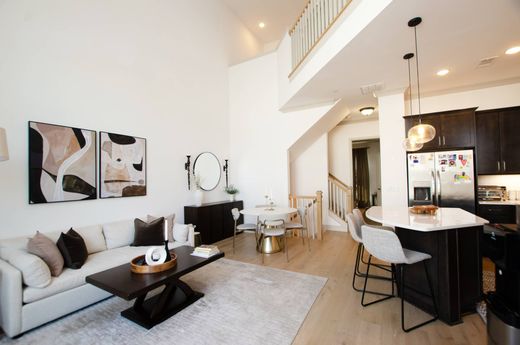 Townhouse in Smyrna, Cobb County