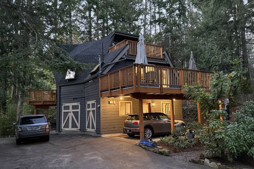 Vrijstaand huis in Salt Spring Island, Capital Regional District