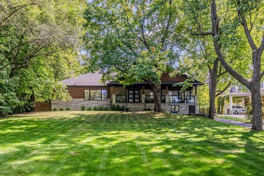 Detached House in Mont-Saint-Hilaire, Montérégie