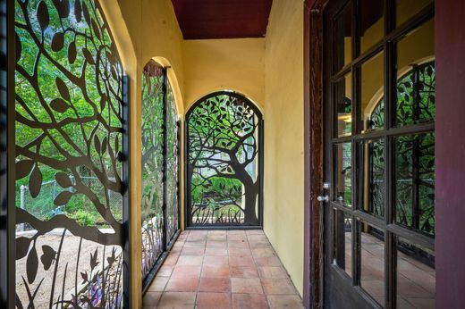 Detached House in Helotes, Bexar County