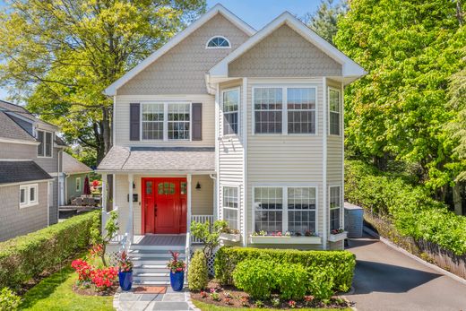 Detached House in Rye, Westchester County
