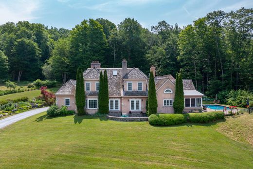 Detached House in West Stockbridge, Berkshire County