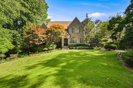 Detached House in Vinings, Cobb County