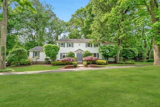 Detached House in Upper Saddle River, Bergen County