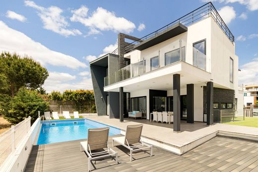 Einfamilienhaus in Loulé, Distrito de Faro