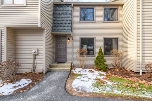 Daire Glastonbury, Hartford County