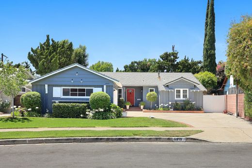 Detached House in Van Nuys, Los Angeles County
