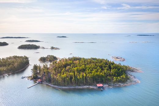 Island in Espoo, Helsinki